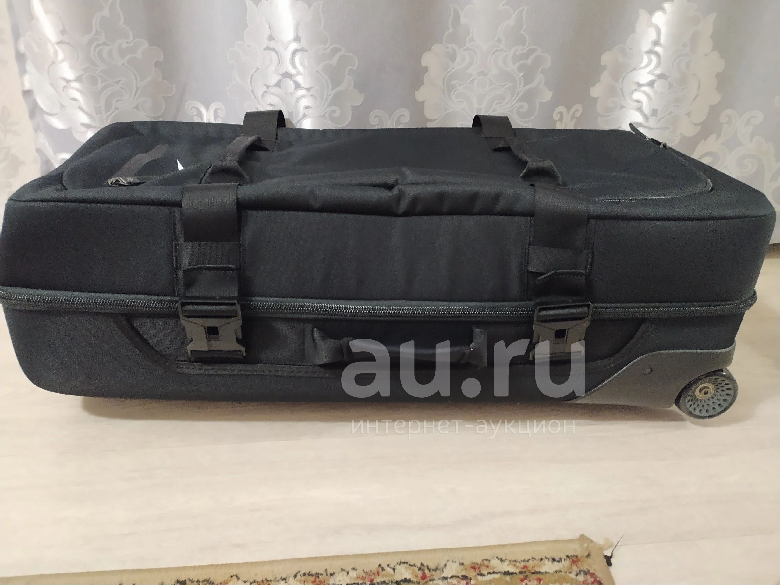 Nike Fiftyone 49 Large Roller PBZ278 001 . Au.ru