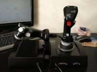 Лот: 7238552. Фото: 4. Легендарный джойстикThrustmaster... Красноярск