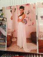 Лот: 6457926. Фото: 3. Свадебное платье со шлейфом 40-42... Одежда, обувь, галантерея