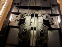 Лот: 5306253. Фото: 2. Фиксаторы на подлокотник Subaru... Автозапчасти