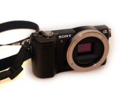 Лот: 12619300. Фото: 2. Sony A-5000 Body пробег 1200 кадров. Фотокамеры