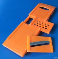 Лот: 13425569. Фото: 3. Тёрка 2 в 1 пластмассовая оранжевая... Домашний быт