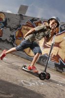 Лот: 15837940. Фото: 3. Самокат MICRO Maxi чёрный (до... Дети растут