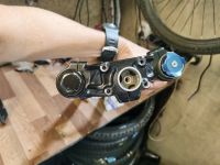 Лот: 17860613. Фото: 3. Вилка Rockshox boxxer 35 ноги... Спортивные товары