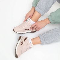 Лот: 22730759. Фото: 7. Женские кроссовки Reebok Classic...