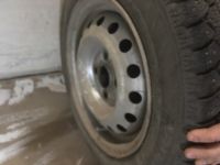 Лот: 12612081. Фото: 5. Зимние шипованные колеса 13