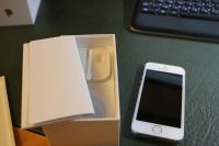 Лот: 4736514. Фото: 3. Apple iPhone 5S 16 Gb Silver A1530... Красноярск