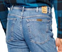 Лот: 19196306. Фото: 4. Джинсы прямые мужские от Wrangler... Красноярск