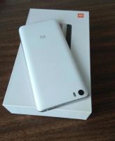 Лот: 11209852. Фото: 3. Xiaomi Mi5 ,белый 3\64. Красноярск