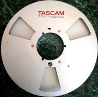 Лот: 19456216. Фото: 3. Tascam RE-1004 - оригинальная... Бытовая техника