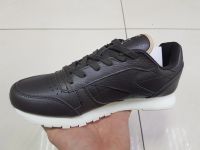 Лот: 17005374. Фото: 2. Кроссовки Reebok classic арт 00107. Мужская обувь