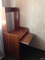 Лот: 10433830. Фото: 2. Продам компьютерный стол. Офисная мебель и домашние кабинеты