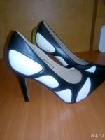 Лот: 13385025. Фото: 2. Туфли черные с белым. Женская обувь