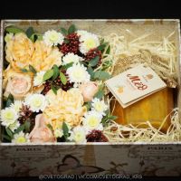 Лот: 8294027. Фото: 2. Коробочка с цветами и мёдом №711. Цветы, букеты