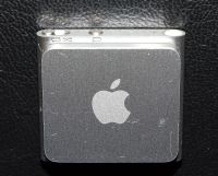 Лот: 4970412. Фото: 3. Apple iPod shuffle 4 2Gb. Бытовая техника