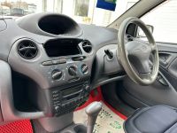 Лот: 21720334. Фото: 16. Toyota Vitz 2001