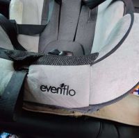 Лот: 20510805. Фото: 2. Автокресло Evenflo. Дети растут
