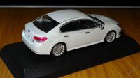 Лот: 5846857. Фото: 3. Subaru Legacy B4 2009 White Kyosho. Коллекционирование, моделизм