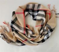 Лот: 1517785. Фото: 2. Шарф Burberry. Аксессуары