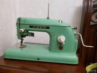 Лот: 9473369. Фото: 2. Продам швейную машину ржев. Мелкая бытовая техника