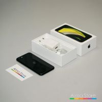 Лот: 17243932. Фото: 2. Apple iPhone SE 2-ого поколения... Смартфоны, связь, навигация