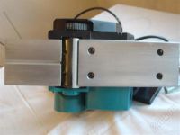 Лот: 253443. Фото: 2. Электрорубанок Makita 1902, 82мм. Инструмент и расходные