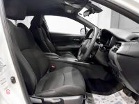 Лот: 21394552. Фото: 6. Toyota C-HR, I Рестайлинг 1.2...