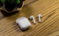 Лот: 16989938. Фото: 2. Беспроводные наушники AirPods... Аудиотехника