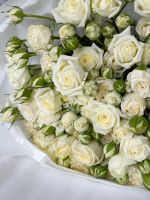 Лот: 24615284. Фото: 4. Шикарный букет из кустовых роз. Красноярск