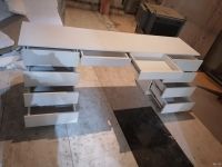 Лот: 18057532. Фото: 3. Стол письменный. Мебель