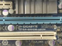 Лот: 25771379. Фото: 2. Мат. плата Gigabyte GA-880GM-D2H... Комплектующие