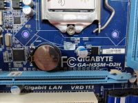 Лот: 24690480. Фото: 2. Мат. плата Gigabyte GA-H55M D2H... Комплектующие