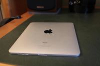 Лот: 6606336. Фото: 5. Apple iPad 1 (первого поколения...