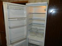 Лот: 5008621. Фото: 4. Холодильник Indesit C138NFG в... Красноярск