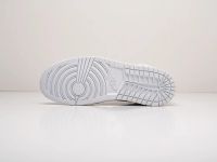 Лот: 16161654. Фото: 4. Кроссовки Nike Air Jordan 1 Mid. Красноярск
