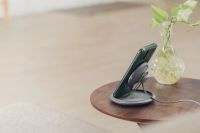 Лот: 21438814. Фото: 9. Беспроводная зарядка Moshi Lounge...