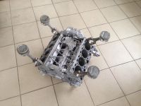 Лот: 7583404. Фото: 4. Стол двигатель V8 от AUDI 4.2... Красноярск