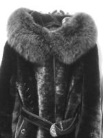 Лот: 5081613. Фото: 2. Шуба мутоновая 46р. Цену снизила. Женская одежда