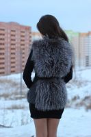 Лот: 6622932. Фото: 2. Меховая жилетка (чернобурка). Женская одежда