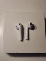 Лот: 25793517. Фото: 3. Airpods 1 неисправен левый наушник. Бытовая техника