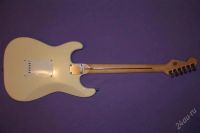 Лот: 1253019. Фото: 2. Fender Stratocaster Made in Japan. Музыкальные инструменты