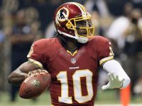 Лот: 3304562. Фото: 4. McFarlane NFL Figure Robert Griffin...