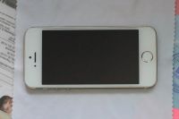 Лот: 6719721. Фото: 5. iPhone 5s gold 64gb