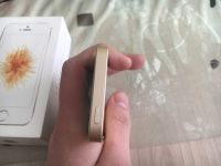 Лот: 11168772. Фото: 5. Продам iPhone SE. Полный комплект...