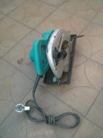 Лот: 4714268. Фото: 3. Циркулярная пила Makita 5704. Строительство и ремонт