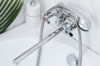 Лот: 24679016. Фото: 3. Смеситель для ванны РМС SL118. Строительство и ремонт