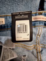 Лот: 22162104. Фото: 10. Женские джинсы Levis 721 HIGH...