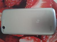 Лот: 4754276. Фото: 3. Телефон Fly IQ4410 Quad Phoenix... Красноярск