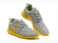 Лот: 14957541. Фото: 3. Кроссовки Nike Roshe Run gray. Одежда, обувь, галантерея