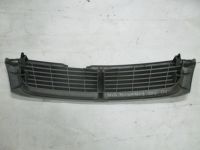 Лот: 14474297. Фото: 2. Решетка радиатора Nissan Bluebird... Автозапчасти